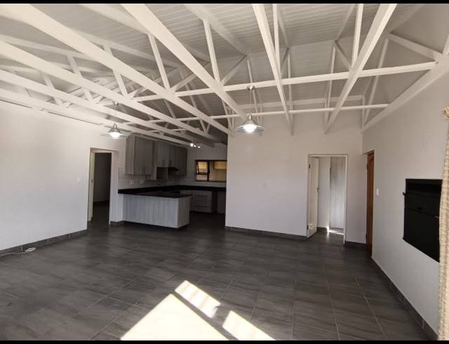 3 BEDROOM TOWNHOUSE FOR SALE IN SEEMEEU PARK